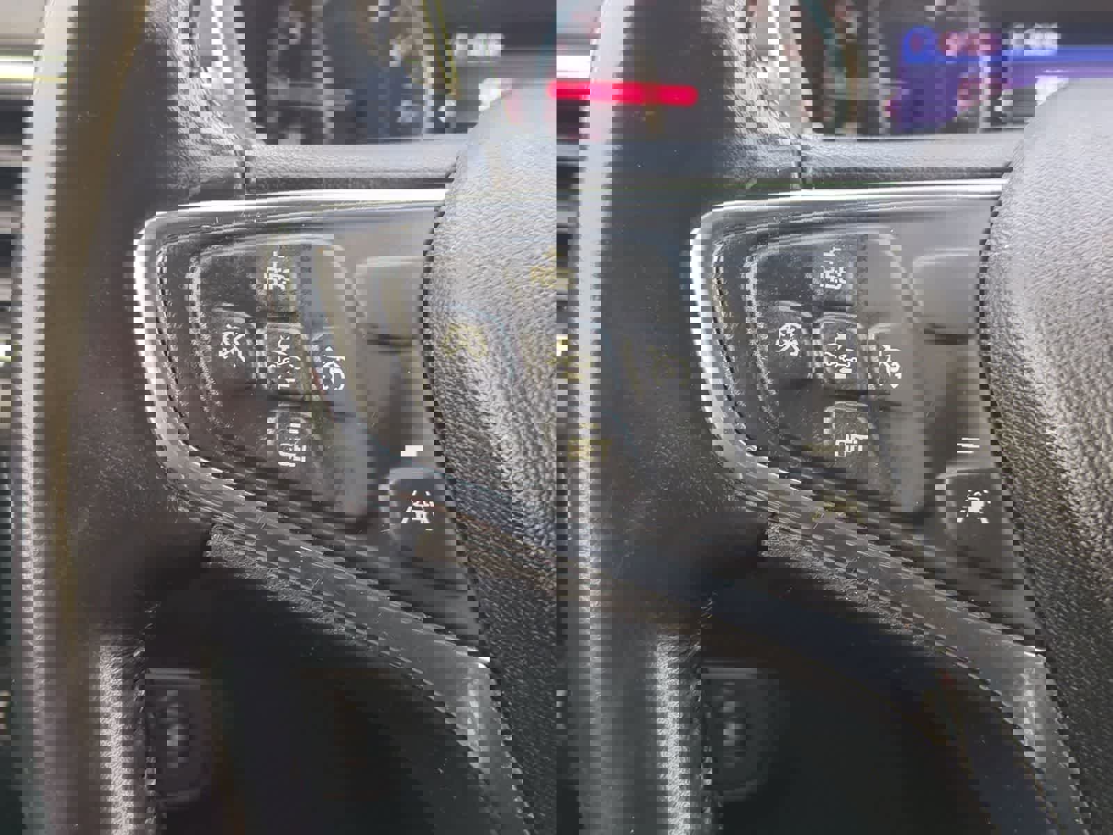 Used 2020 Chevrolet Equinox LT image 22