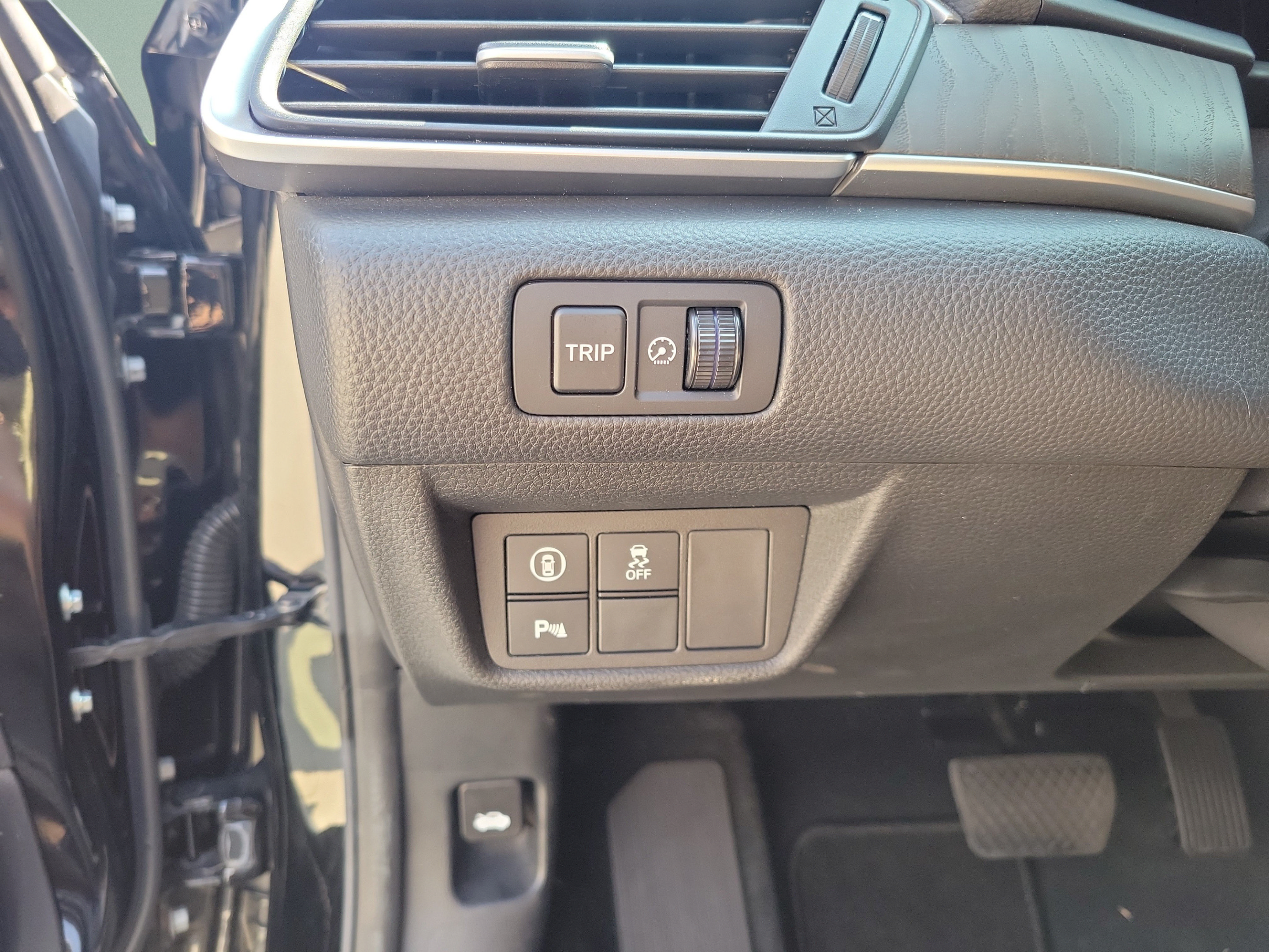 Used 2021 Honda Accord EX-L image 11