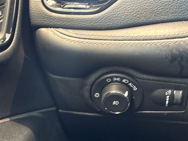 Used 2022 Dodge Durango GT AWD/4WD image 18