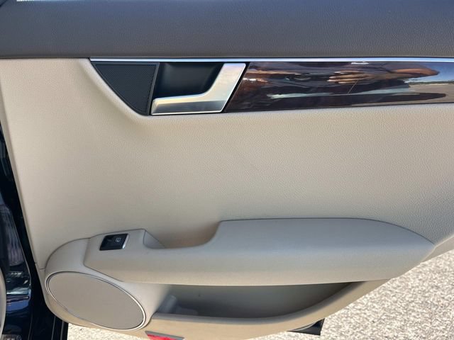 Used 2012 Mercedes-Benz C 300 4MATIC Sedan image 24