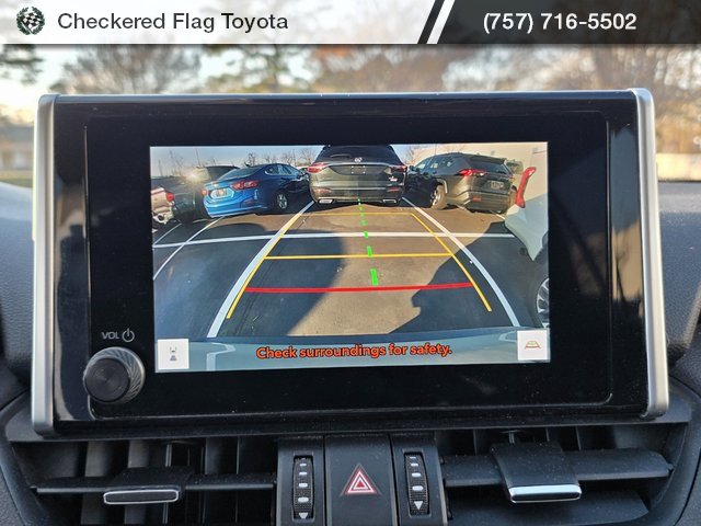 Used 2023 Toyota RAV4 XLE Premium image 17