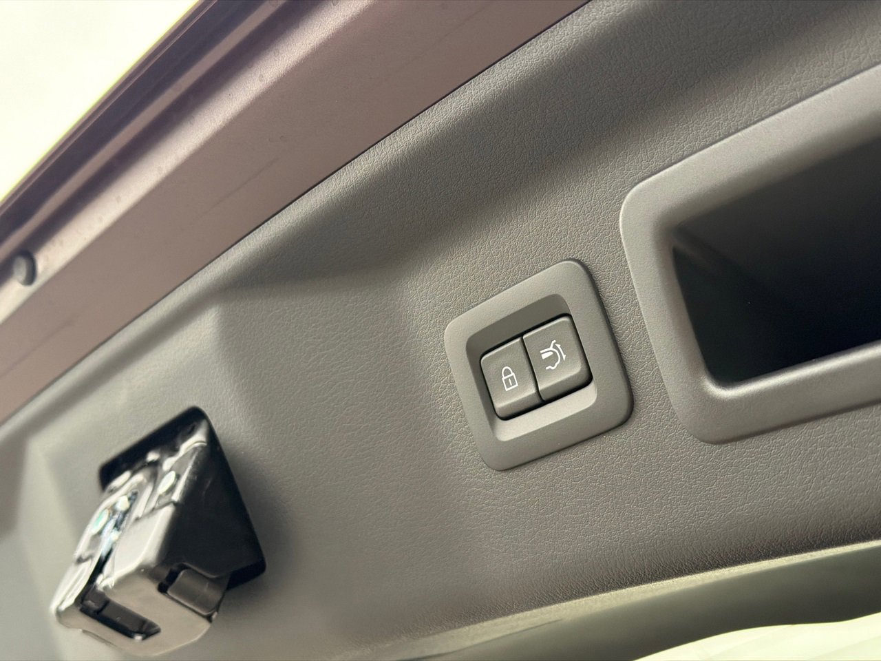 New 2026 MAZDA CX-90 Plug-In Hybrid w/ Premium Plus image 8