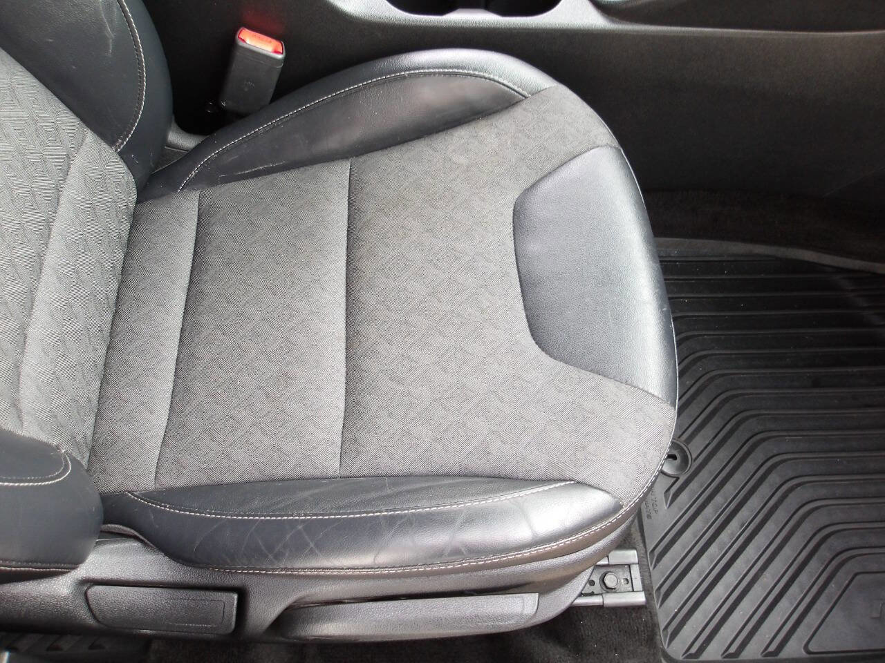 Used 2018 Kia Niro EX w/ EX Touring Graphite Edition FWD image 24