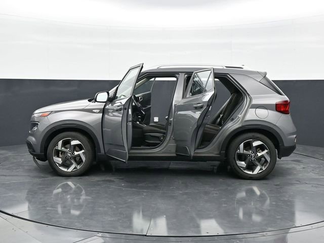 Used 2020 Hyundai Venue SEL w/ Convenience + Premium Package FWD image 43