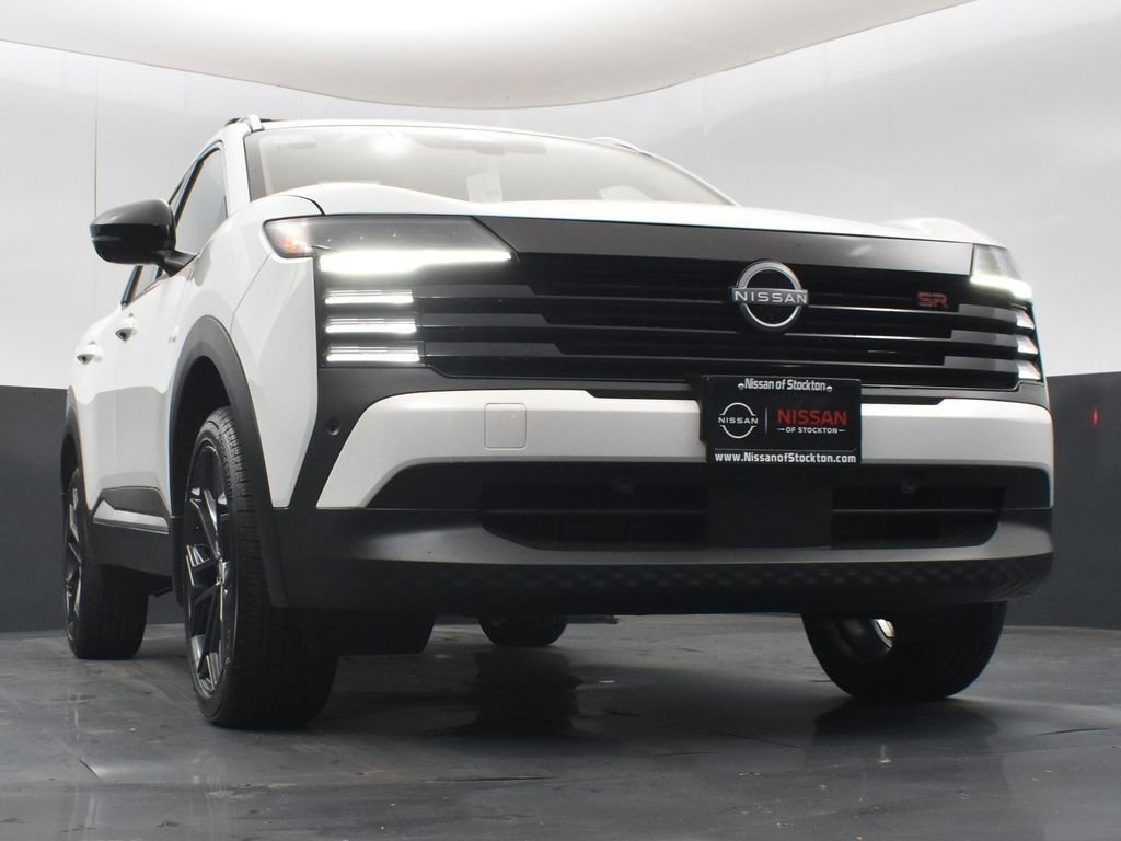 New 2026 Nissan Kicks SR w/ Illumination Package image 37