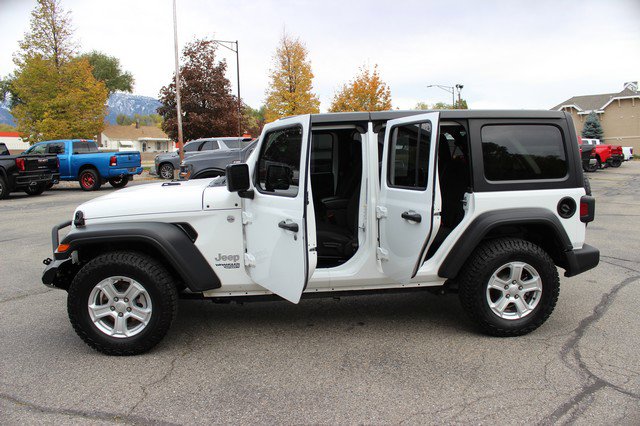 Used 2018 Jeep Wrangler Unlimited Sport S image 8