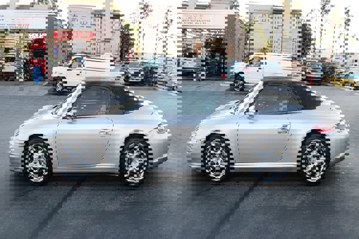 Used 2005 Porsche 911 Carrera image 11