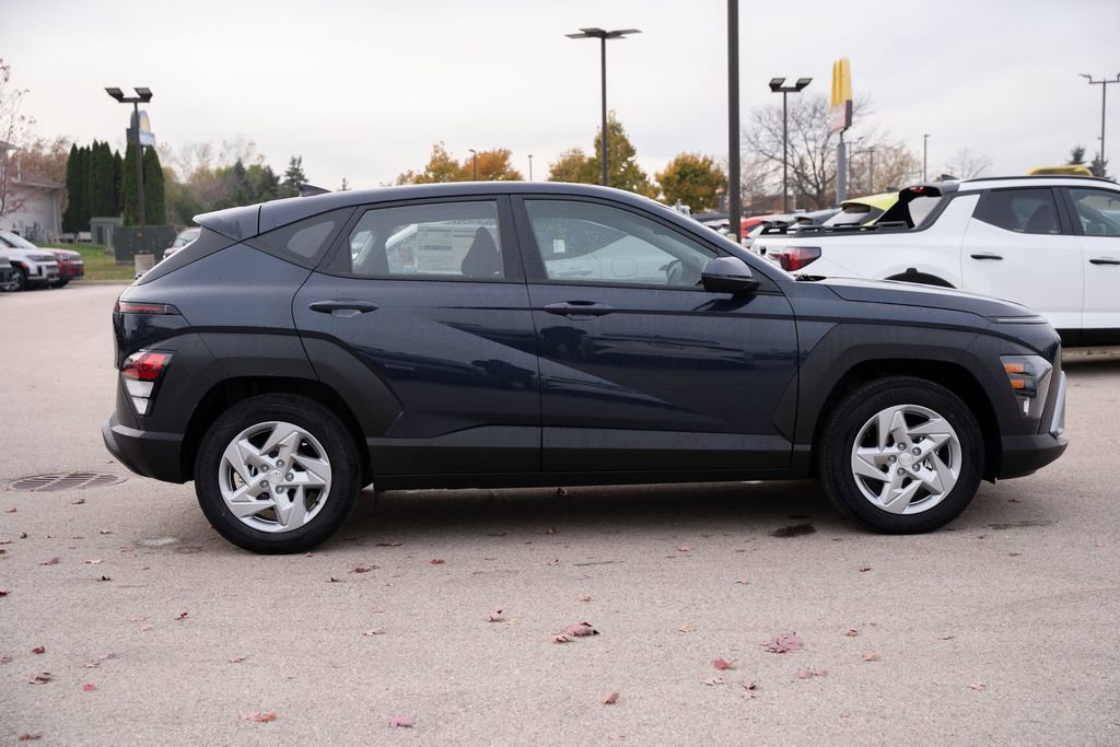 New 2026 Hyundai Kona SE image 8