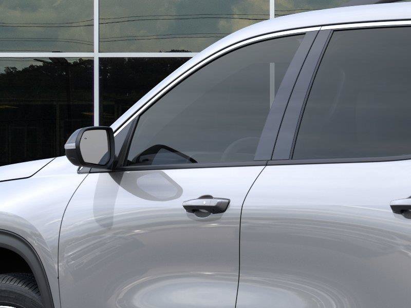 New 2027 Chevrolet Traverse LT FWD image 12