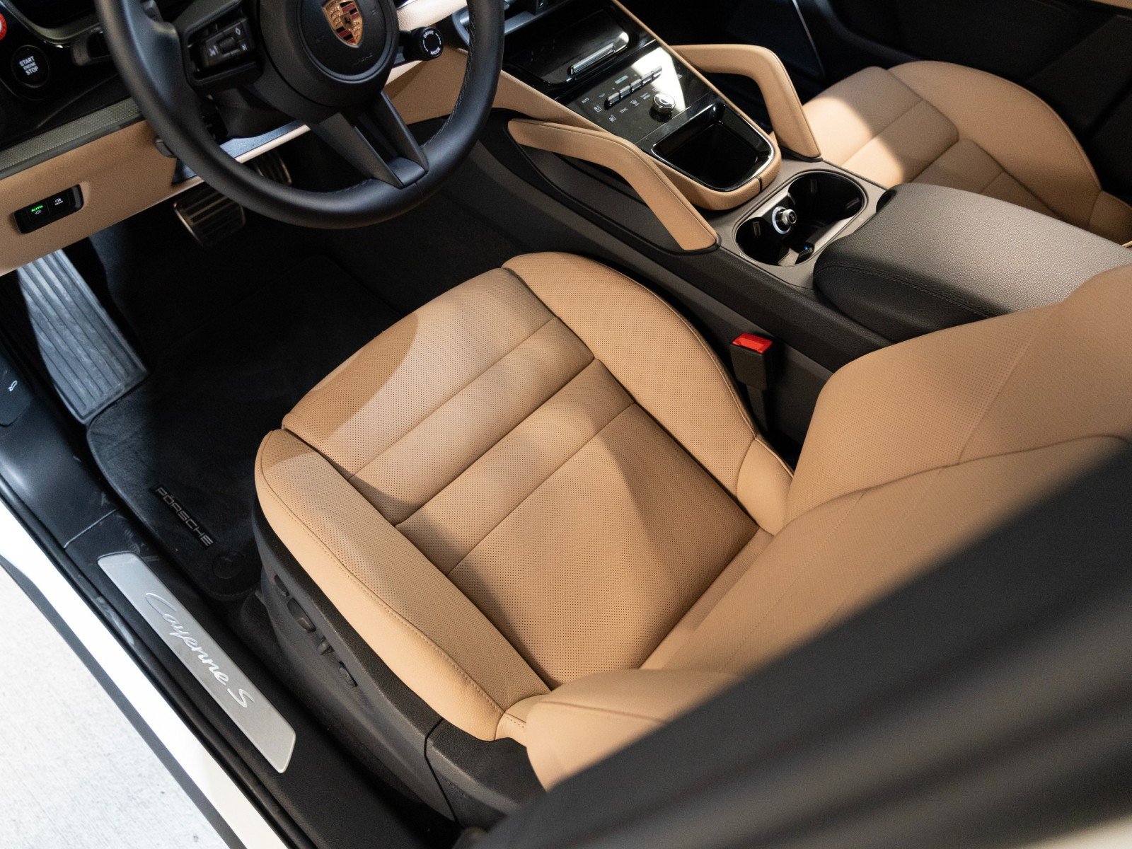 Certified 2026 Porsche Cayenne S AWD/4WD image 14