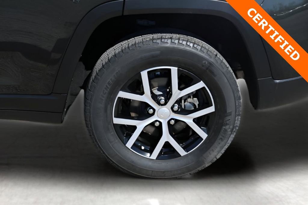 Used 2024 Jeep Grand Cherokee Limited image 9