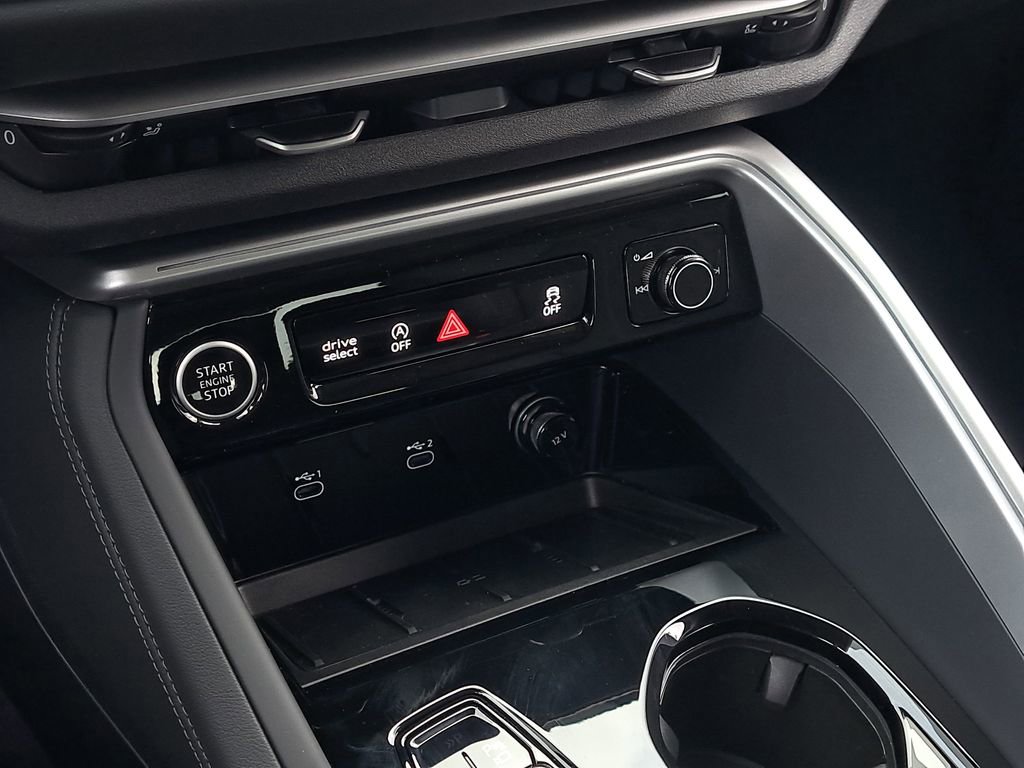New 2025 Audi Q5 Premium Plus image 14