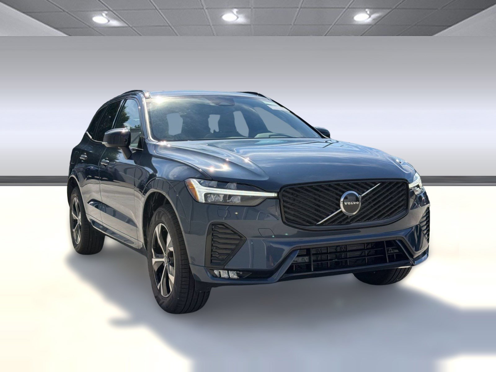 New 2026 Volvo XC60 B5 Core w/ Climate Package AWD/4WD image 7