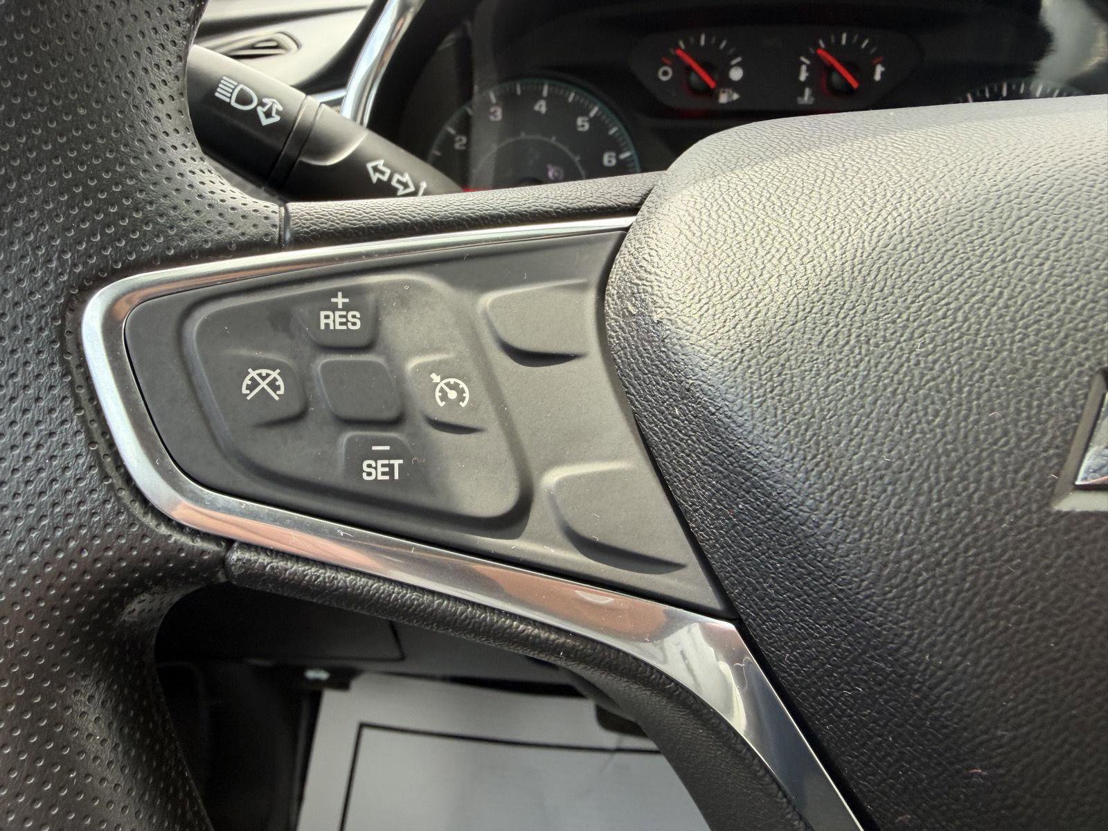 Used 2019 Chevrolet Malibu LT FWD image 12