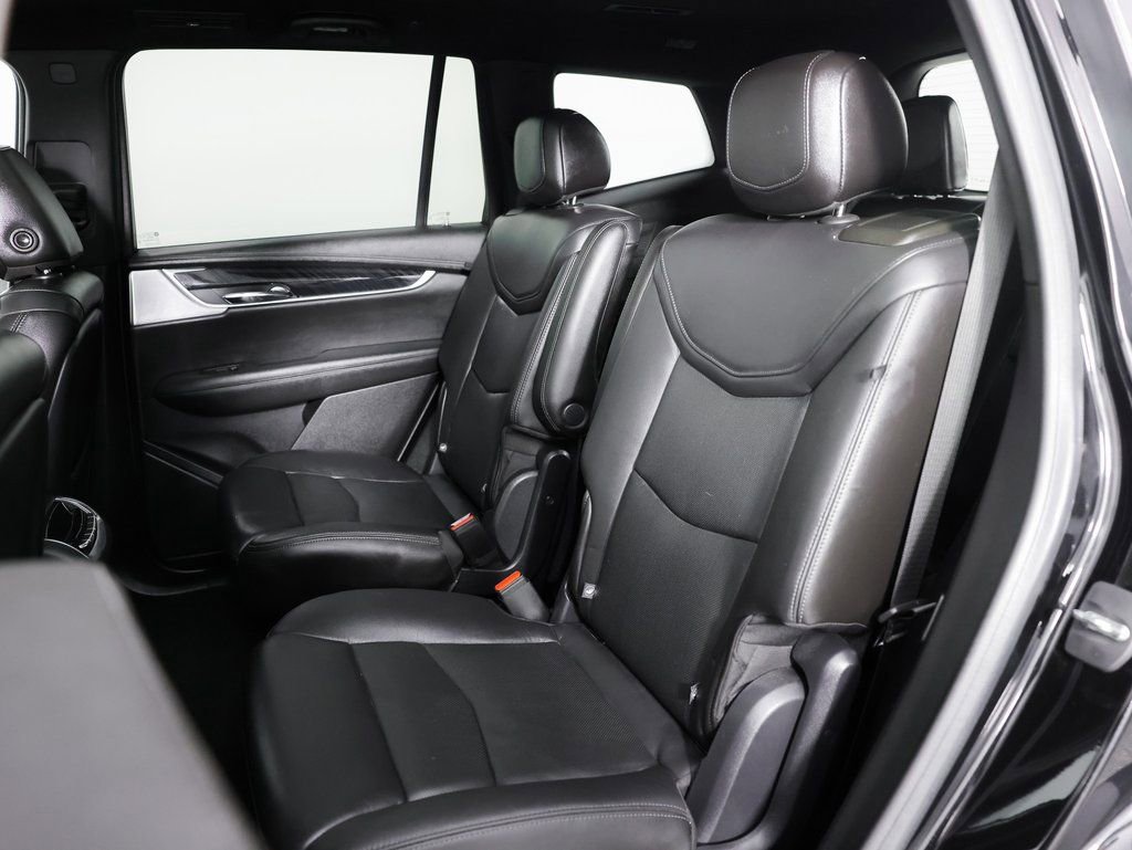 Used 2020 Cadillac XT6 Premium Luxury image 21