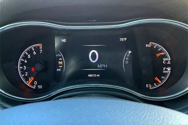 Certified 2022 Jeep Grand Cherokee Laredo X image 22