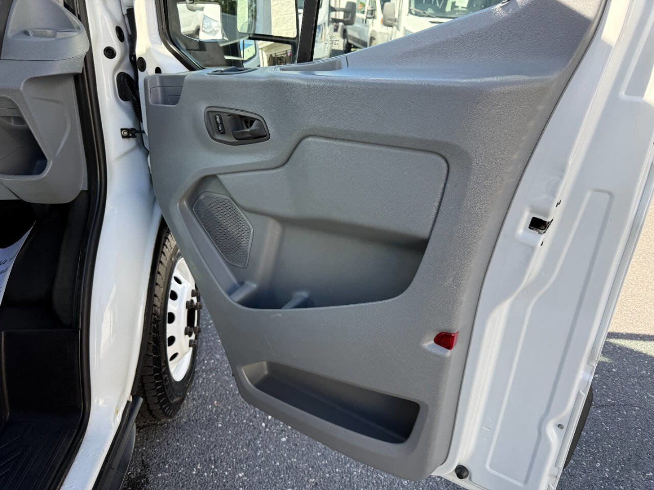 Used 2016 Ford Transit 350 178 DRW RWD image 20