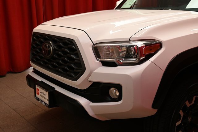 Certified 2020 Toyota Tacoma TRD Off-Road image 17