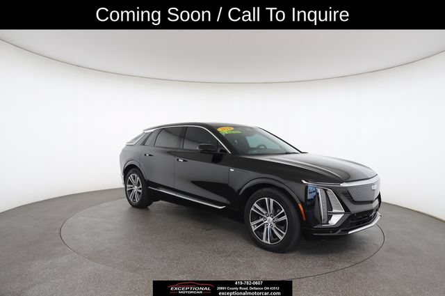 Used 2024 Cadillac Lyriq Luxury AWD/4WD image 1