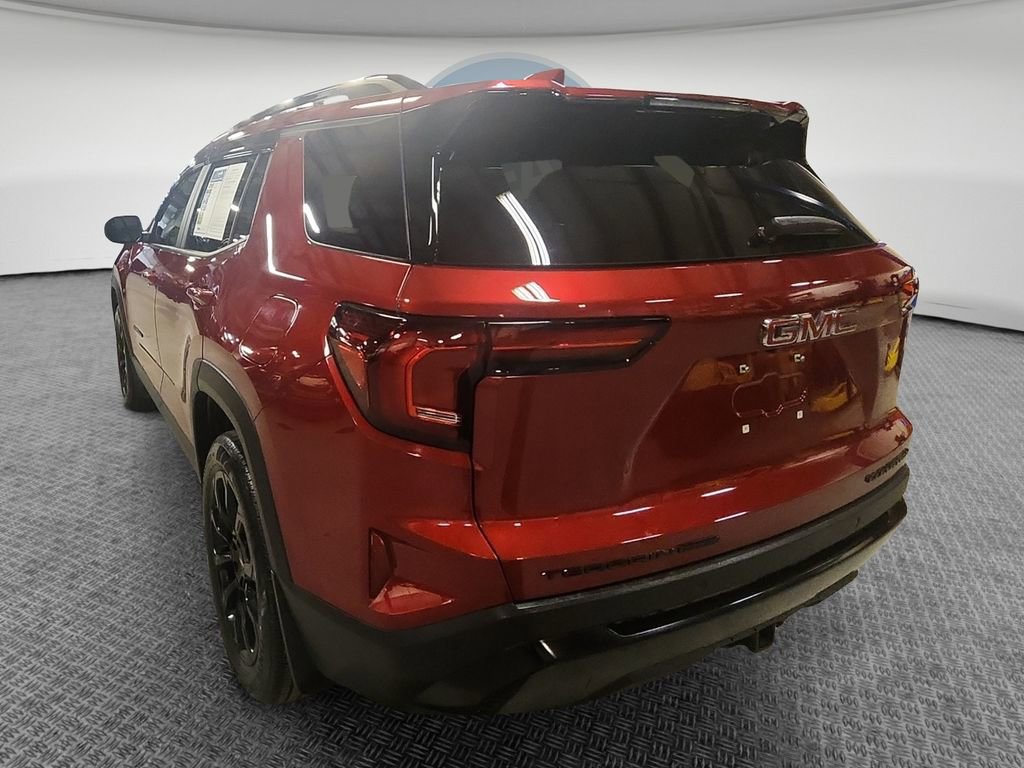 Used 2025 GMC Terrain Elevation w/ Black Edition AWD/4WD image 6