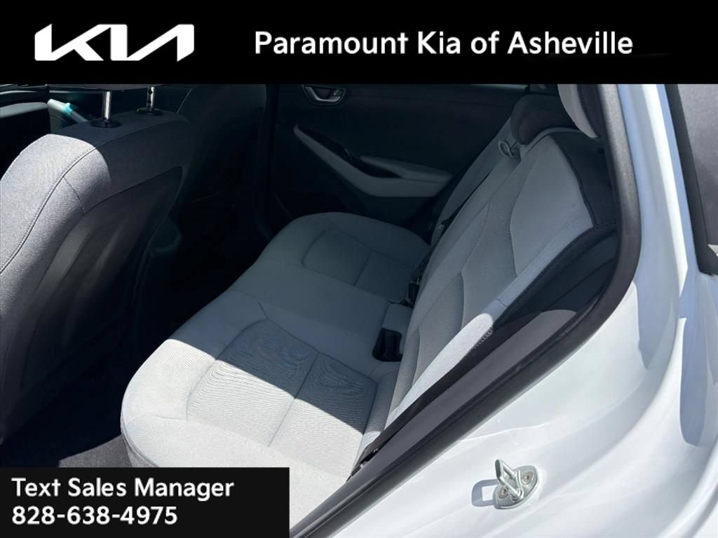 Used 2022 Hyundai Ioniq SE FWD image 20