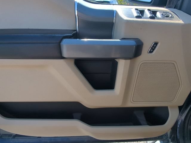 Used 2015 Ford F150 XLT w/ Equipment Group 302A Luxury AWD/4WD image 25