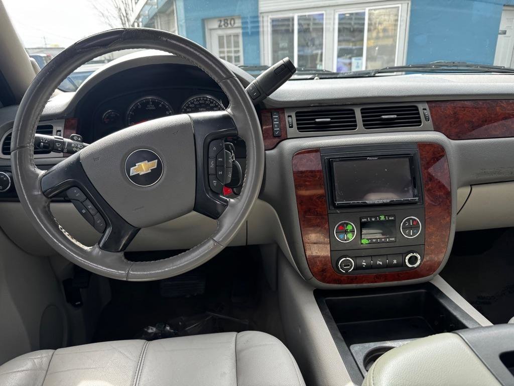 Used 2010 Chevrolet Tahoe LT image 18