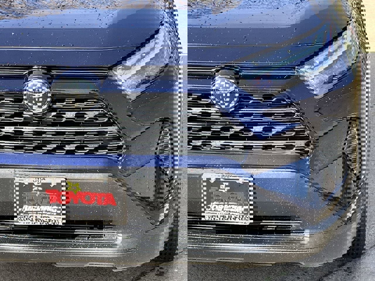 Used 2023 Toyota RAV4 XLE image 8