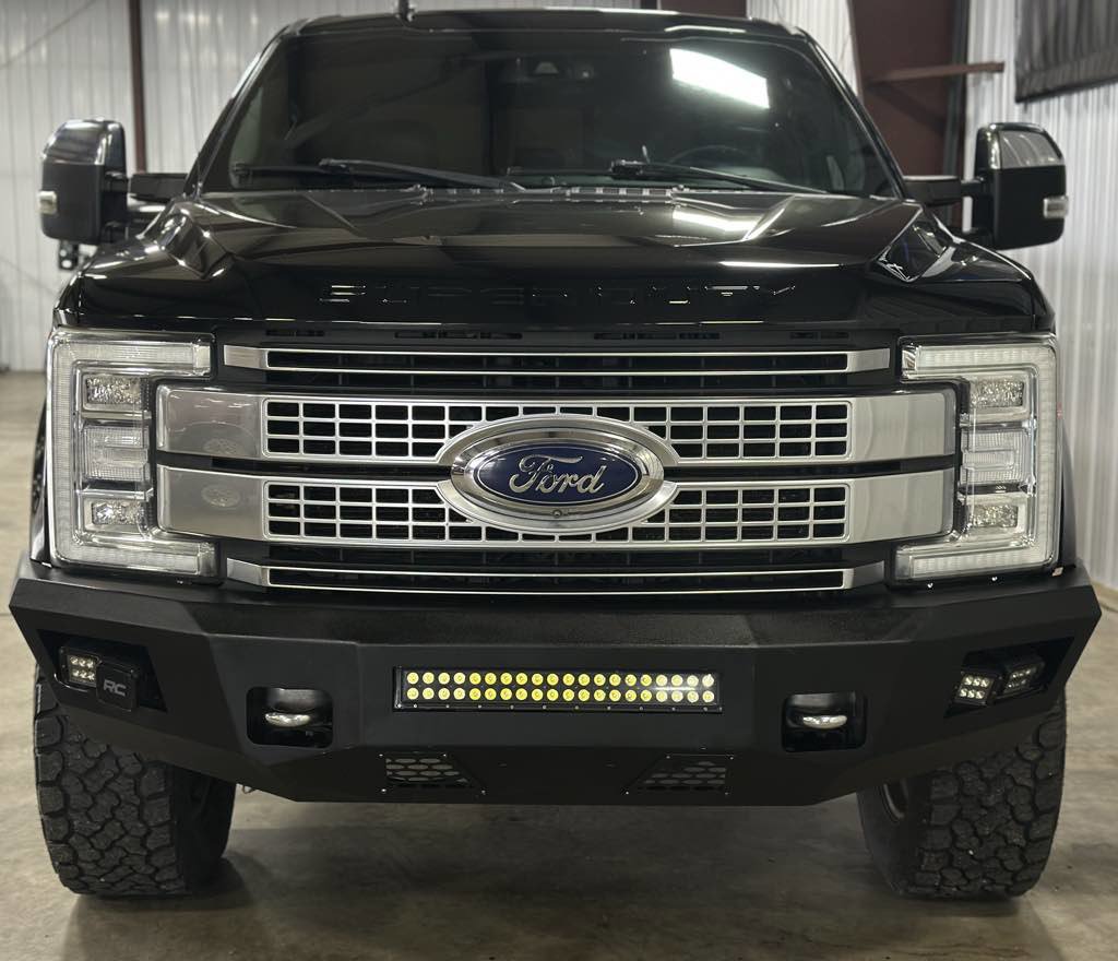 Used 2019 Ford F350 Platinum w/ Platinum Ultimate Package image 38