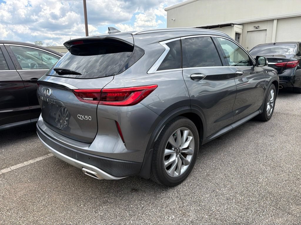 Certified 2020 INFINITI QX50 Luxe w/ Navigation Package FWD image 8