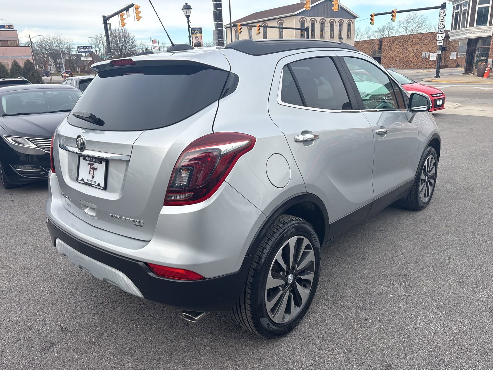 Used 2017 Buick Encore Essence image 5