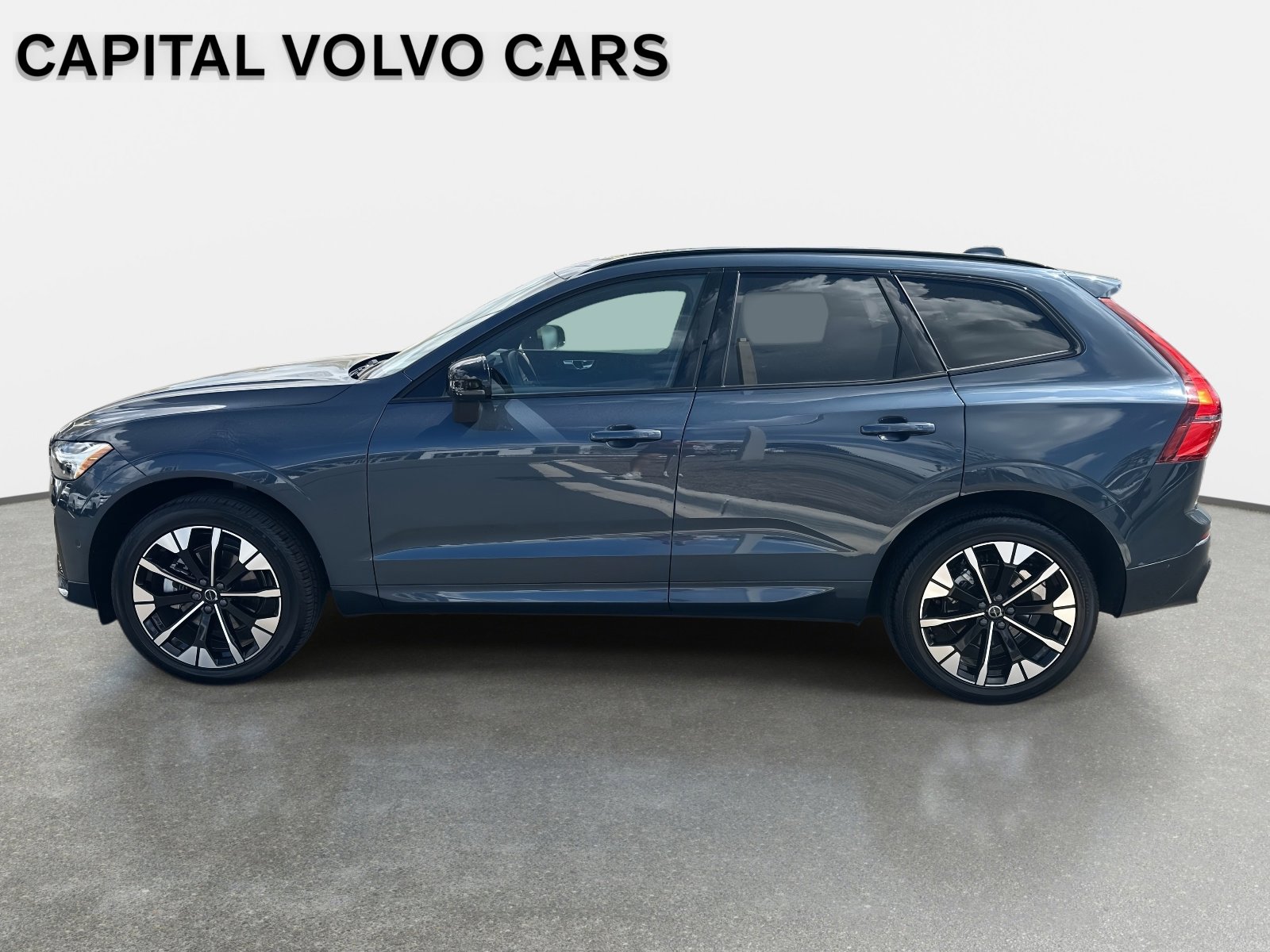 Certified 2026 Volvo XC60 B5 Plus w/ Protection Package Premier image 9