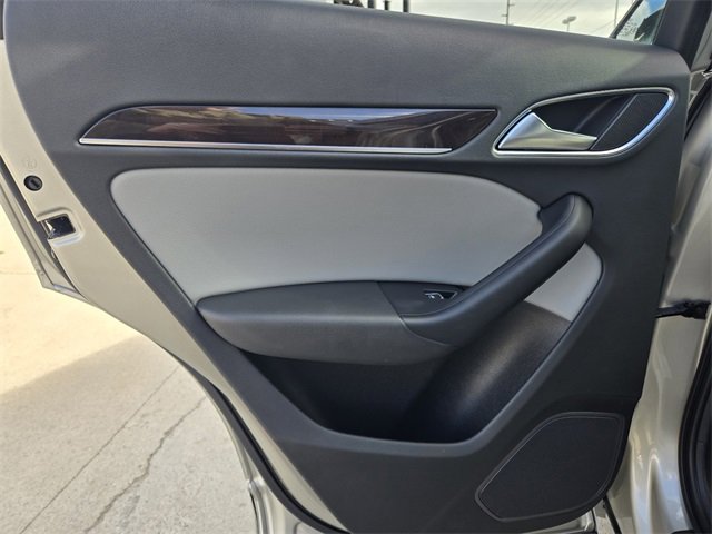 Used 2016 Audi Q3 2.0T Premium Plus w/ Technology Package image 36