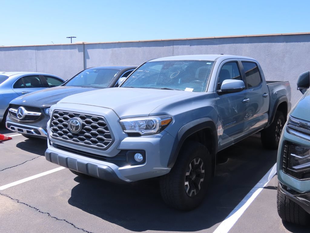 Used 2020 Toyota Tacoma TRD Off-Road AWD/4WD image 2