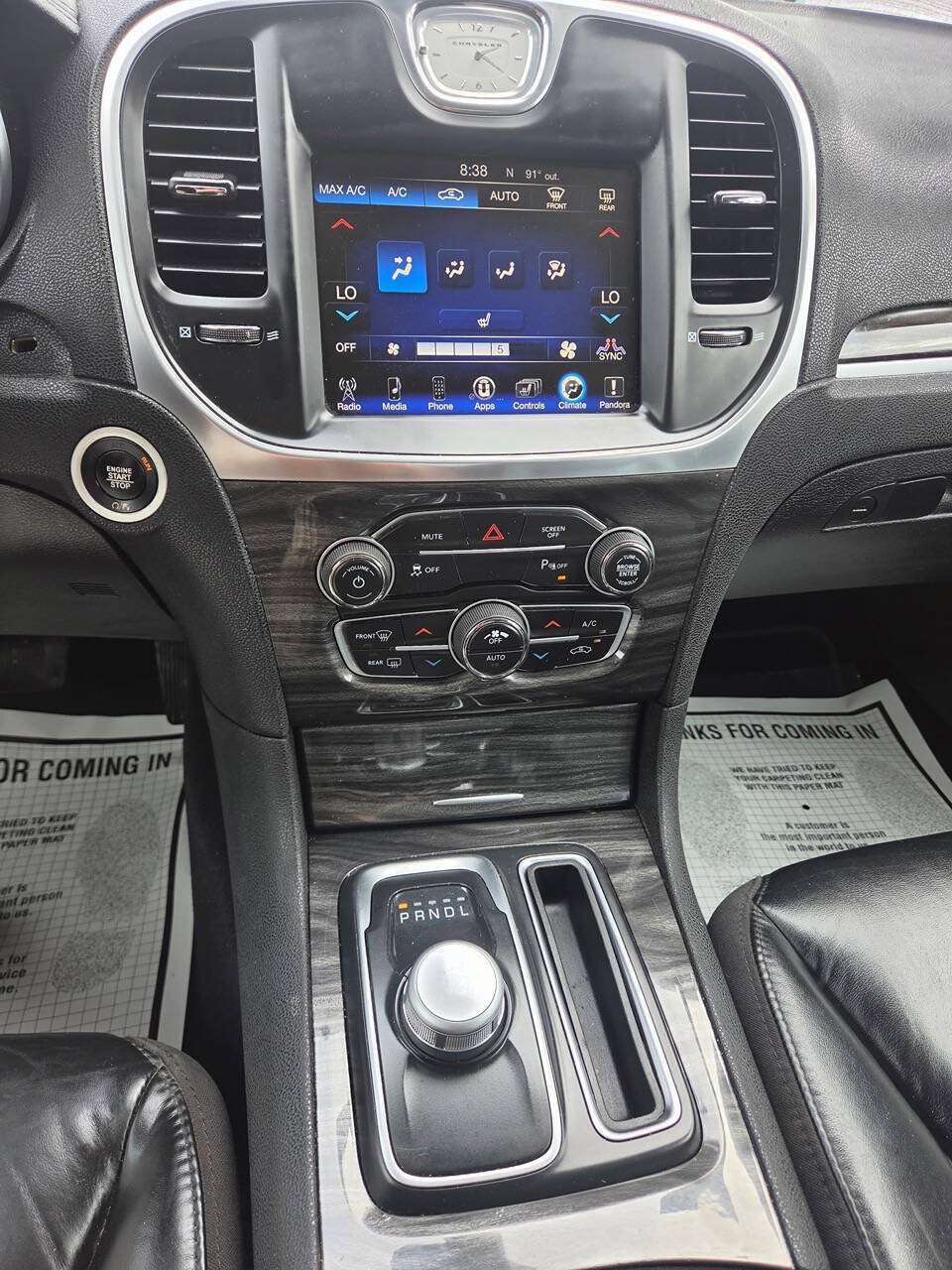 Used 2021 Chrysler 300 Touring L RWD image 8