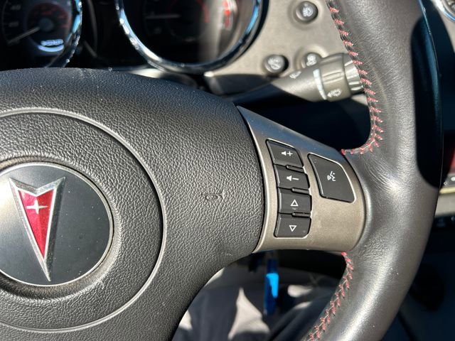 Used 2008 Pontiac Solstice GXP w/ Premium Package image 12