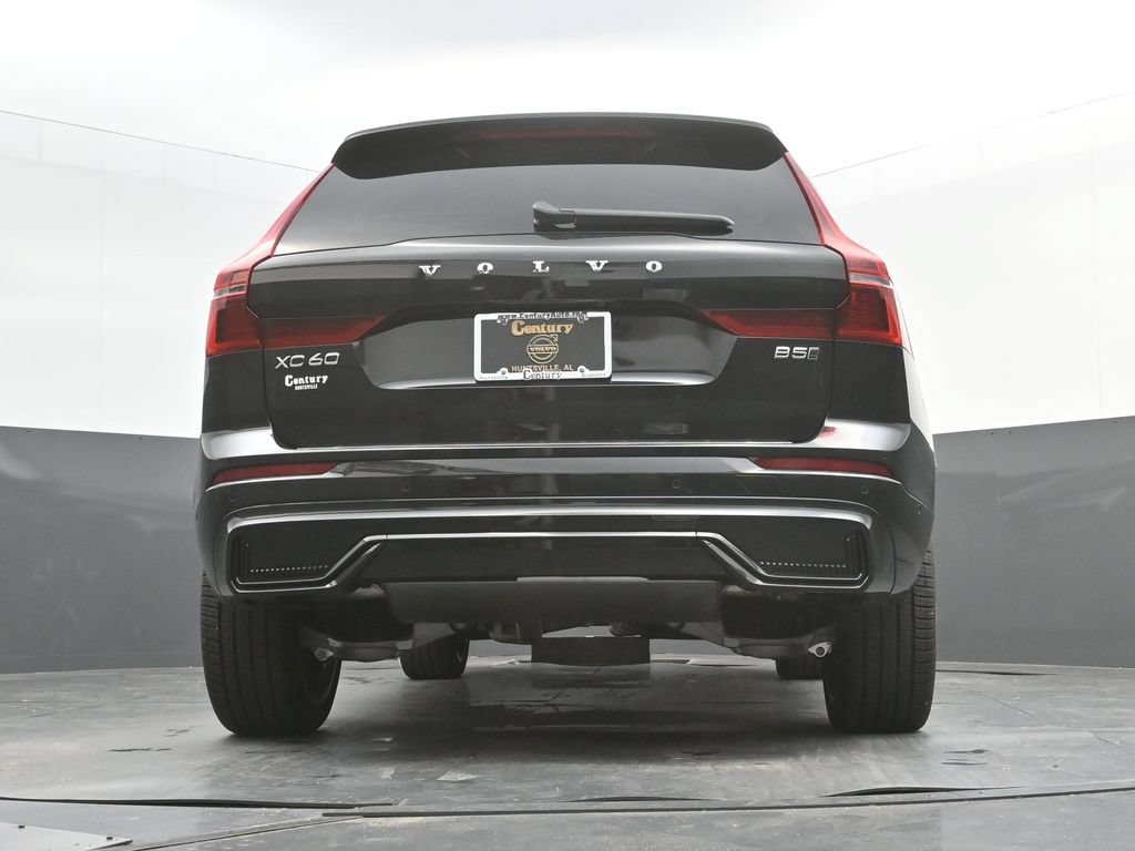 New 2026 Volvo XC60 B5 Ultra w/ Climate Package AWD/4WD image 33