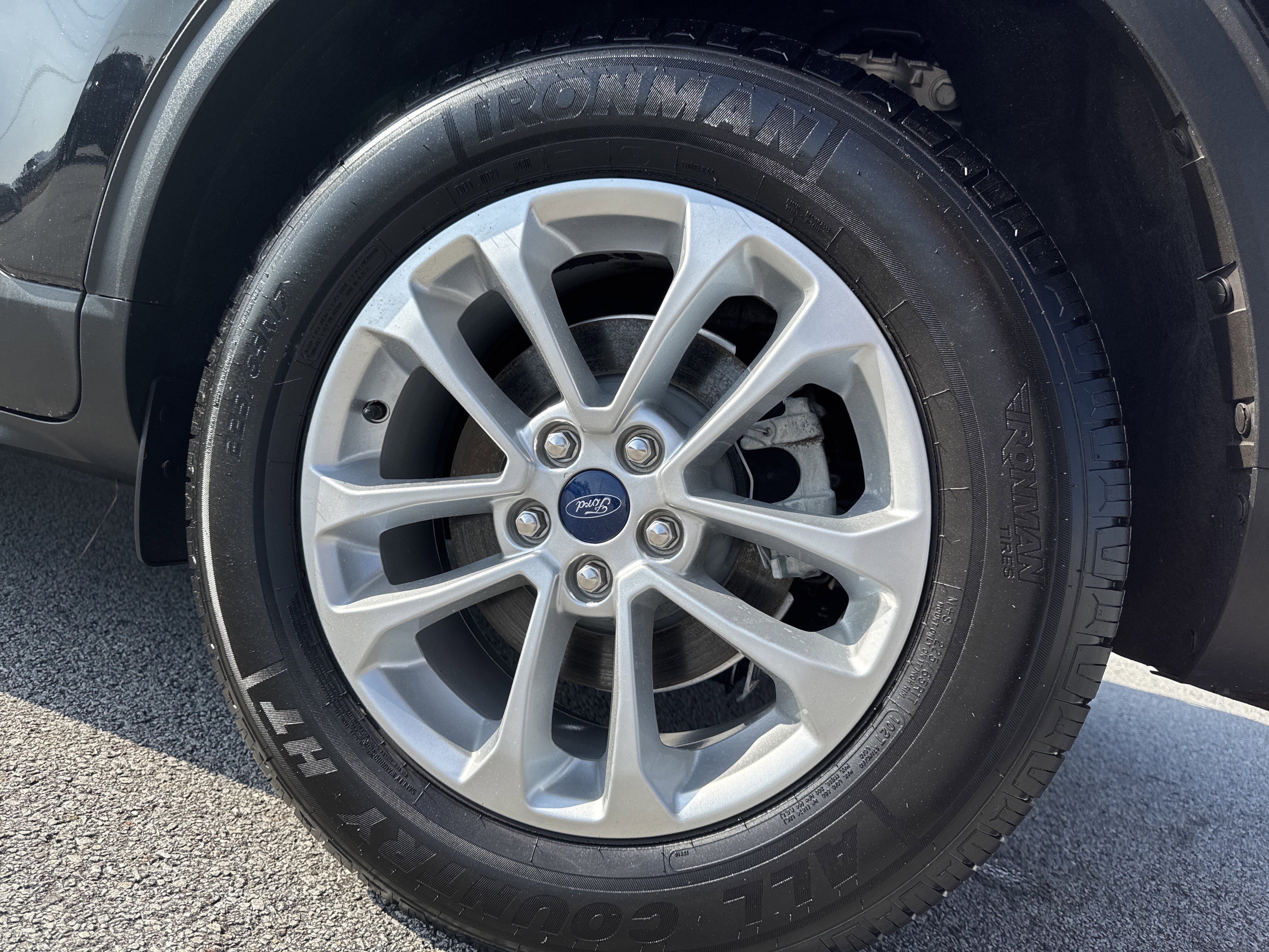 Used 2022 Ford Escape SE image 29