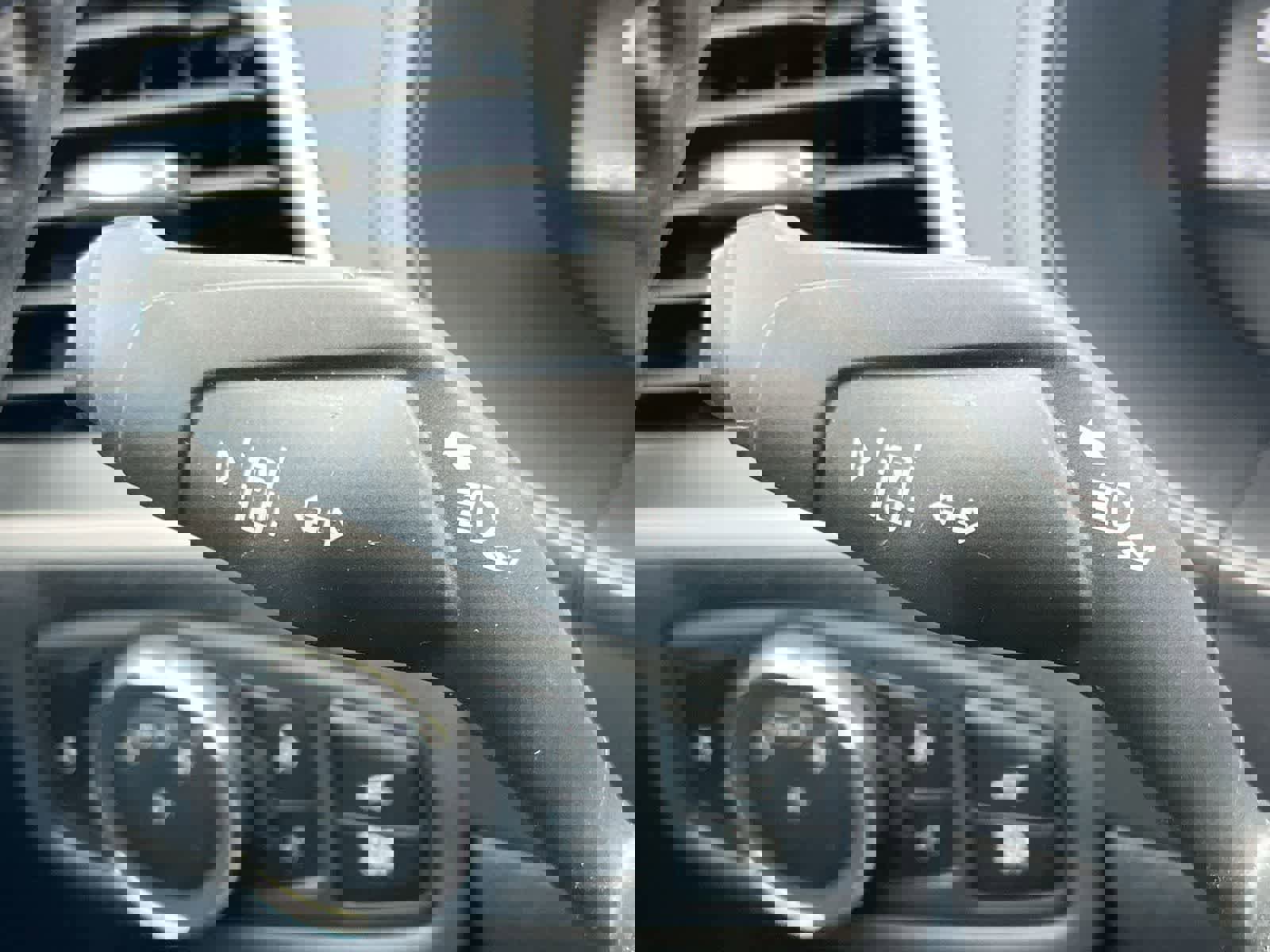 Used 2024 Ford Edge SEL w/ Convenience Package image 26