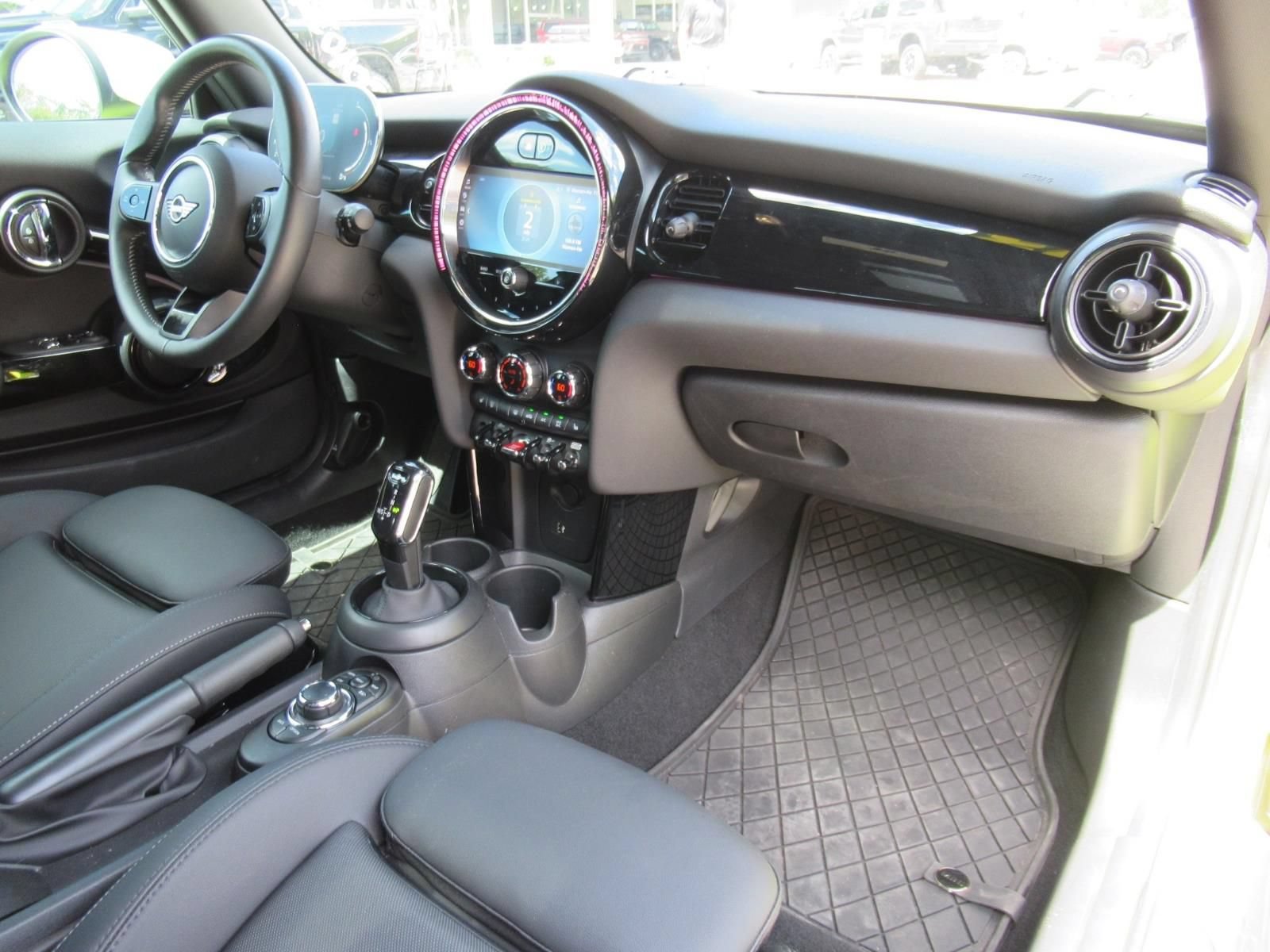 Used 2023 MINI Cooper S FWD image 12