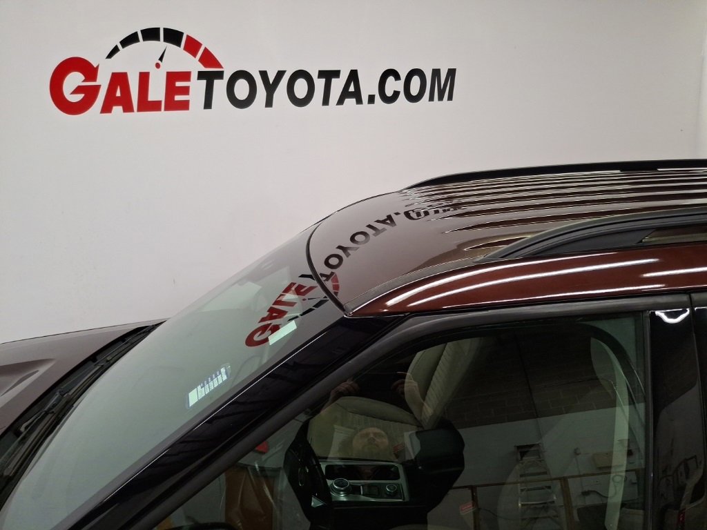 Used 2020 Ford Explorer XLT w/ Comfort Package image 6