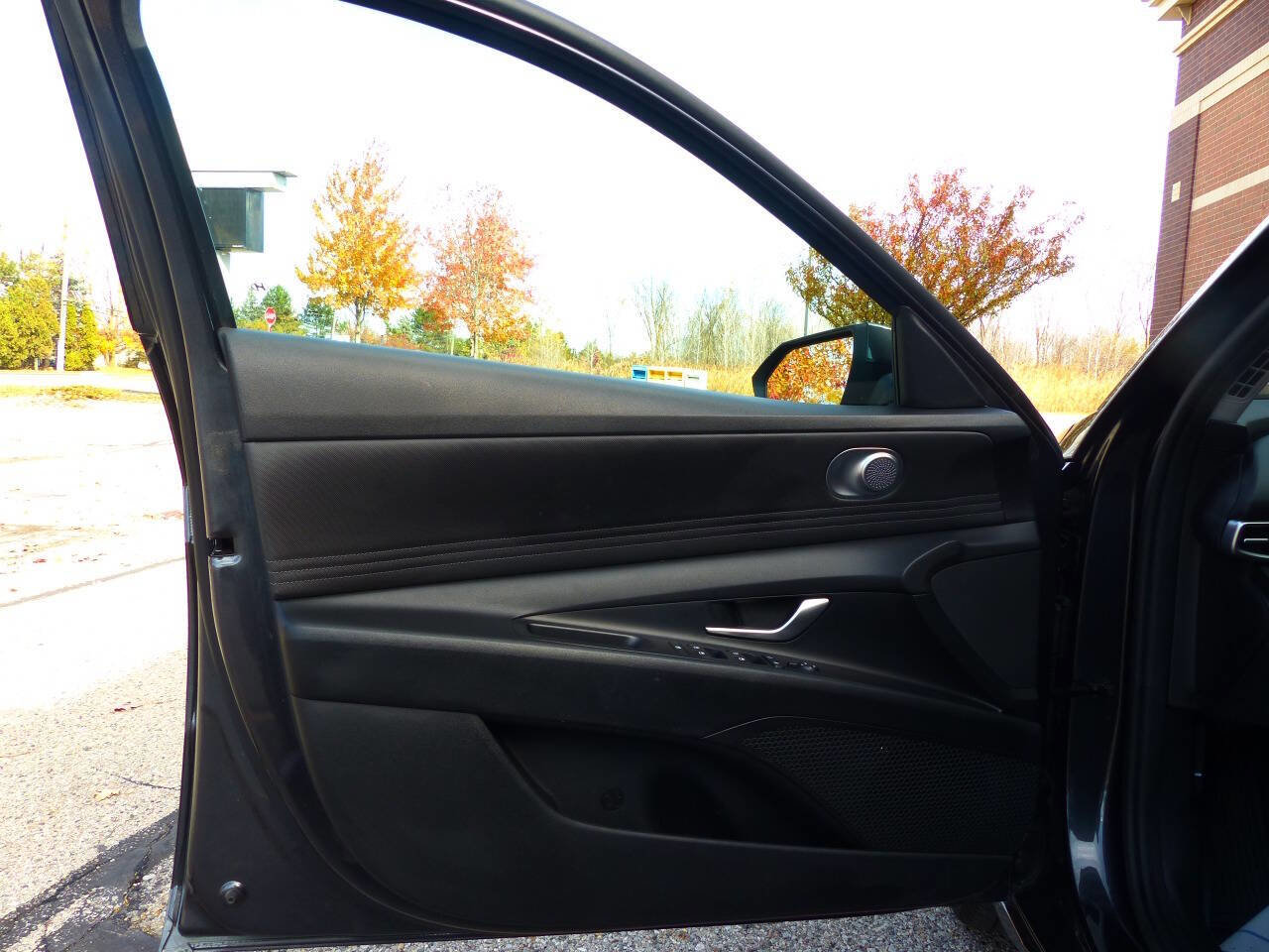 Used 2021 Hyundai Elantra SEL w/ Convenience Package image 19