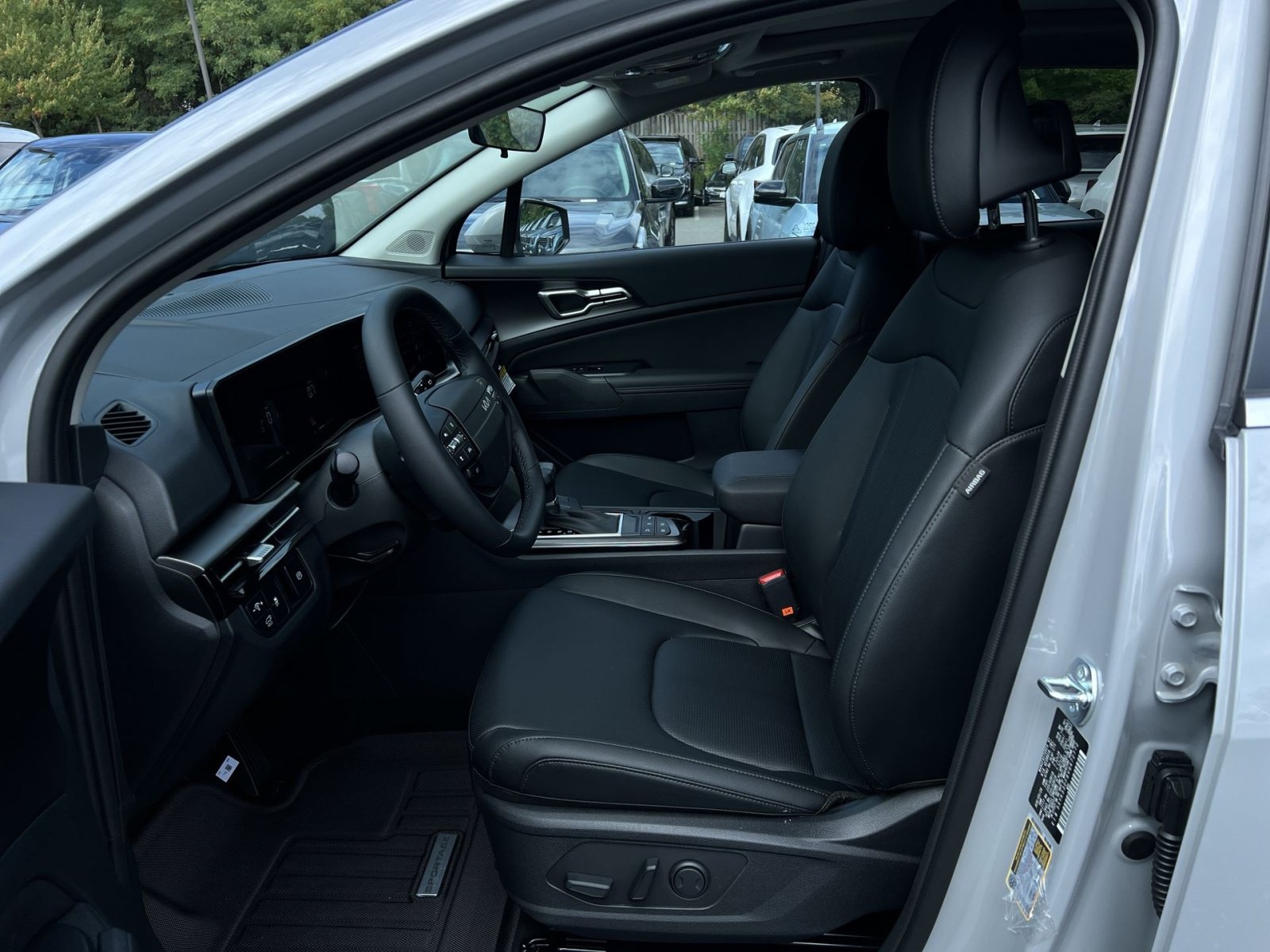 New 2027 Kia Sportage EX FWD image 18