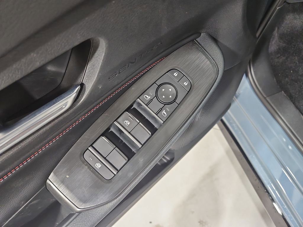 New 2026 Nissan Sentra SR image 12