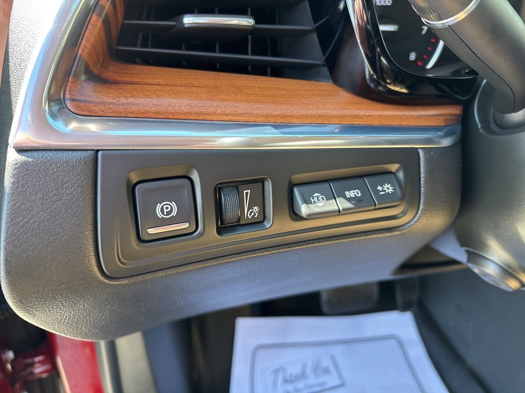 Used 2017 Cadillac XT5 Platinum w/ Driver Assist Package image 15