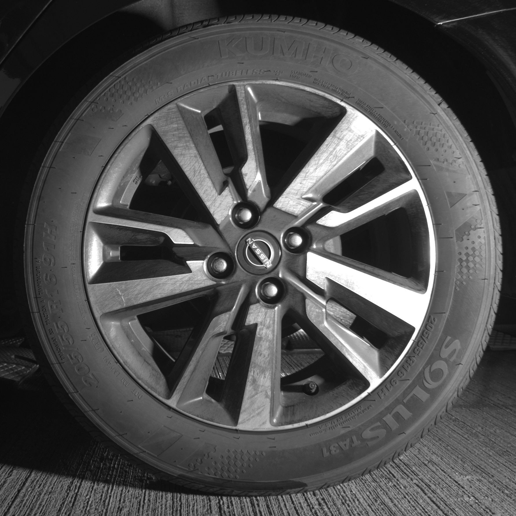 Used 2025 Nissan Versa SV image 14