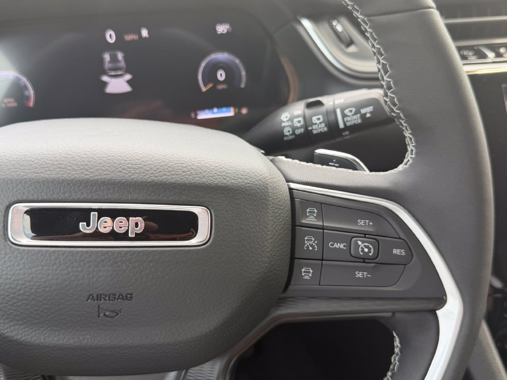 New 2026 Jeep Grand Cherokee L 4WD image 16