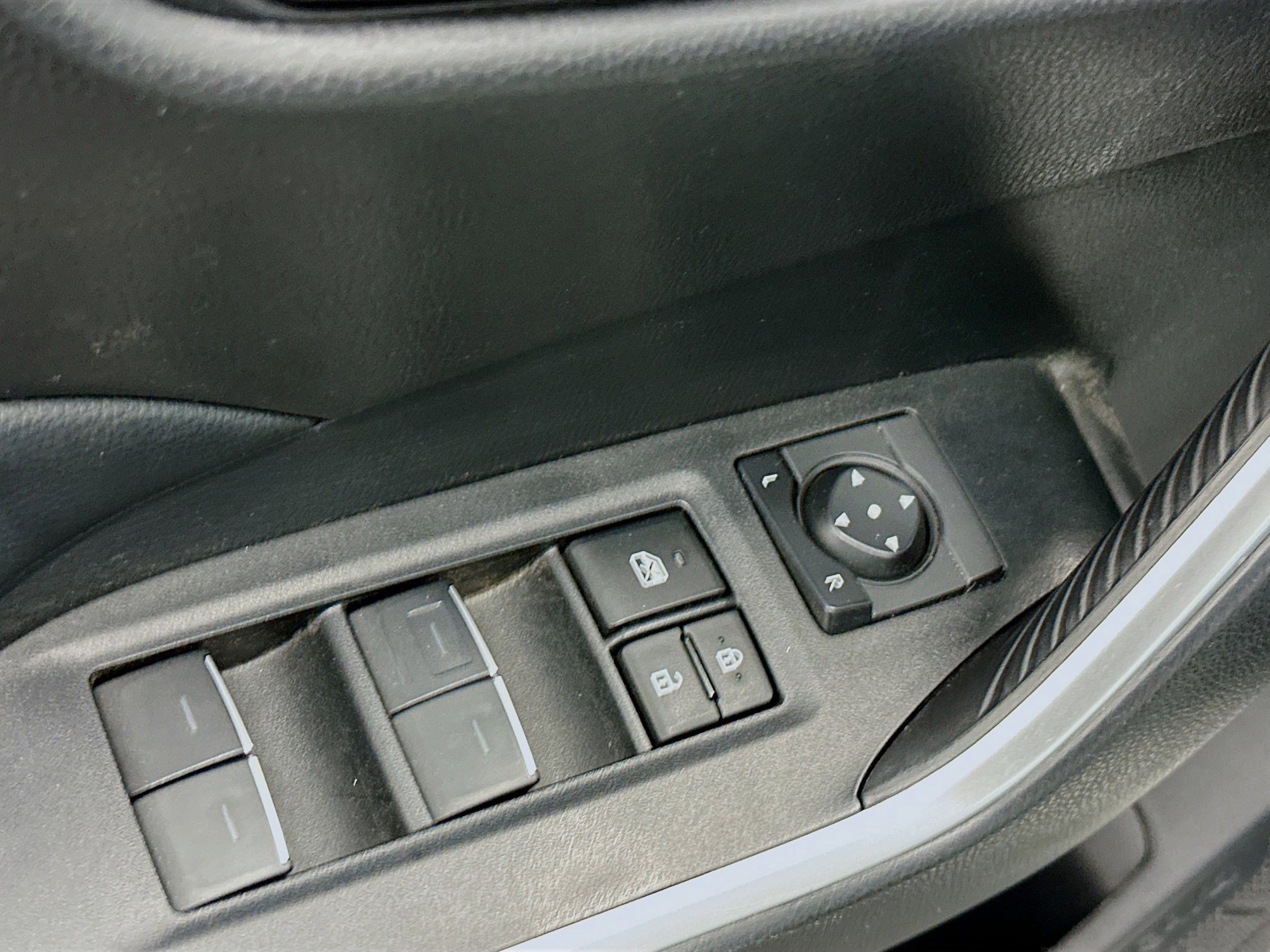 Used 2024 Toyota RAV4 XLE image 15