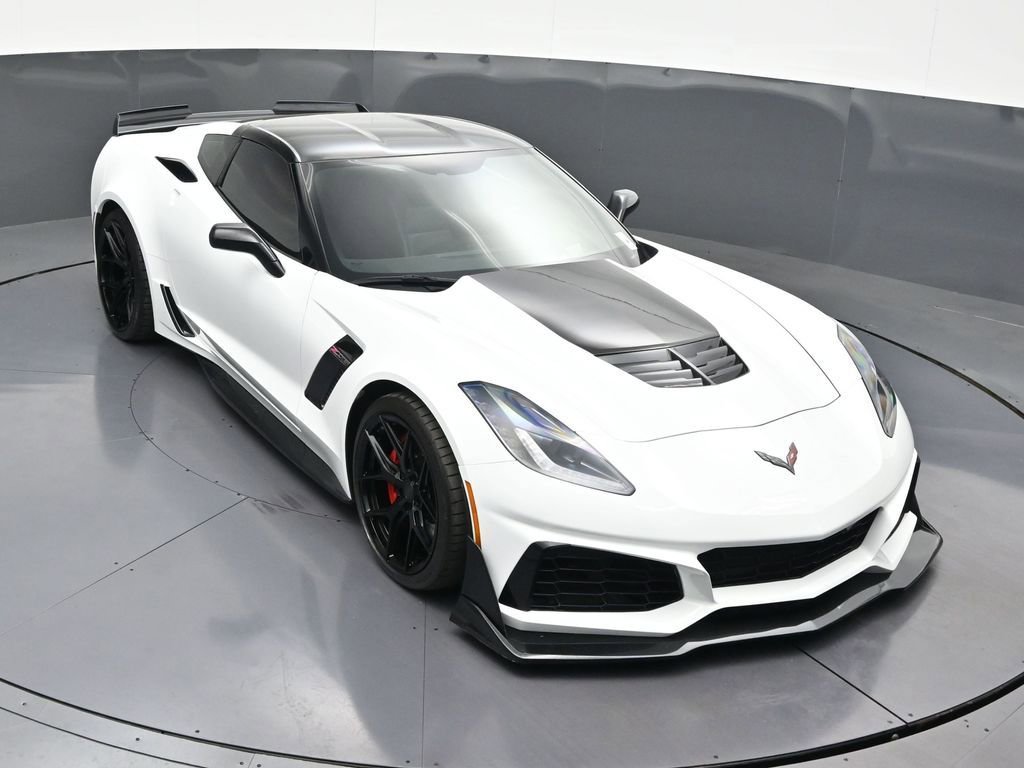 Used 2019 Chevrolet Corvette Z06 image 21