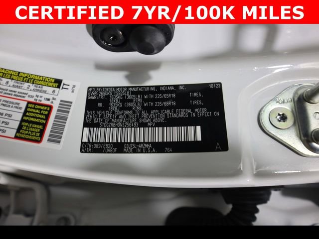 Used 2022 Toyota Highlander XLE AWD/4WD image 28